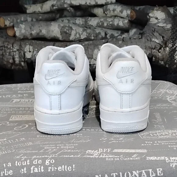 Kids Nike Air Force -1 Sneakers - Picture 3 of 5